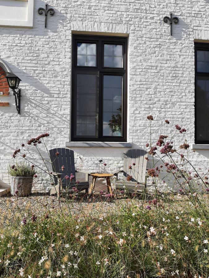 B&B Eikenlaan 12 Genk Exterior foto